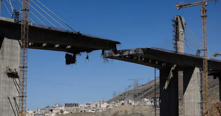 ইরানের কারাজে হামলায় ক্ষতিগ্রস্ত বি-১ সেতু